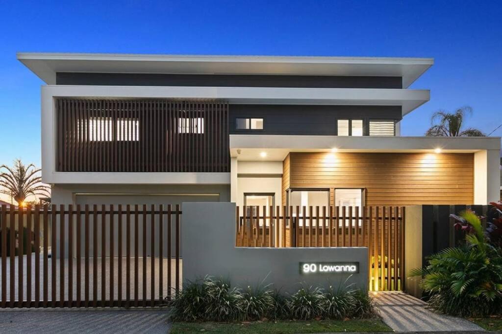 Beachside Buddina Luxury Family House 5 Bedrooms 외부 사진