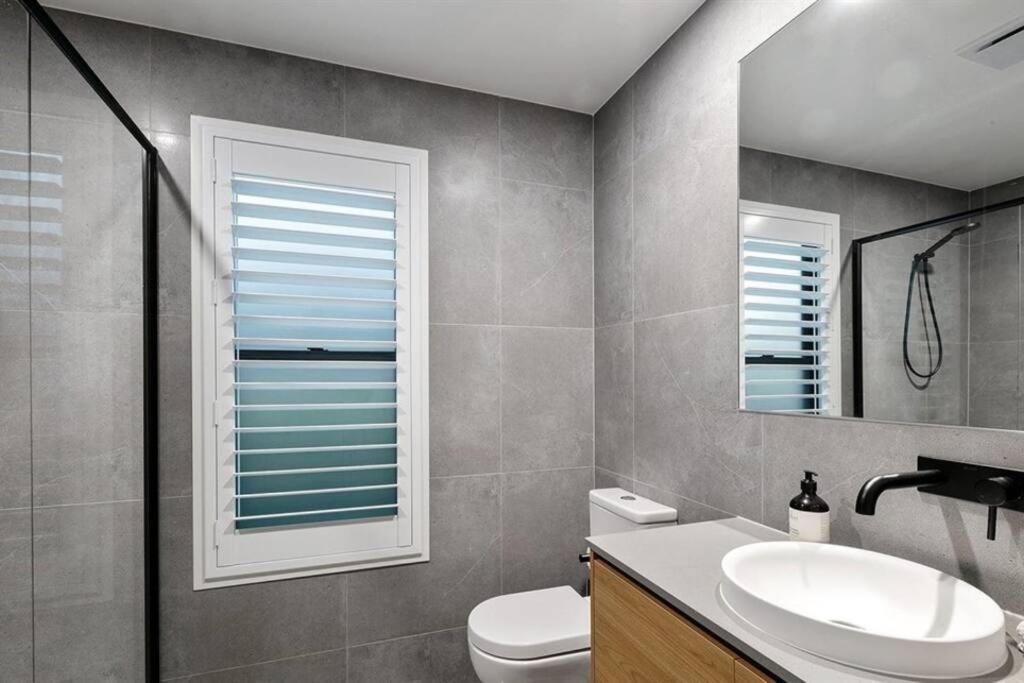Beachside Buddina Luxury Family House 5 Bedrooms 외부 사진