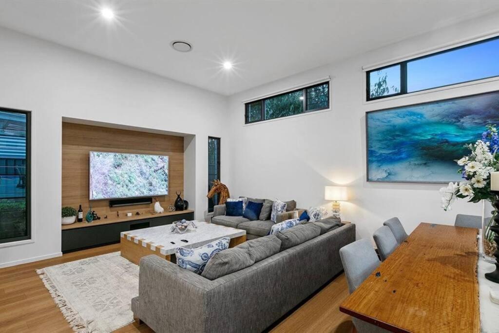 Beachside Buddina Luxury Family House 5 Bedrooms 외부 사진