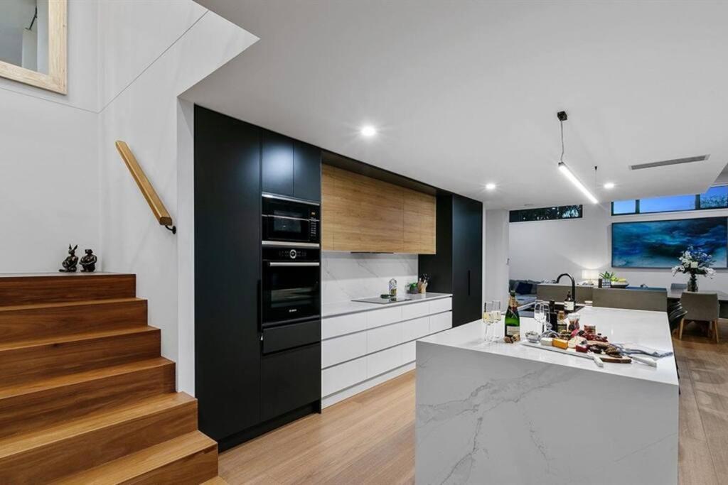 Beachside Buddina Luxury Family House 5 Bedrooms 외부 사진