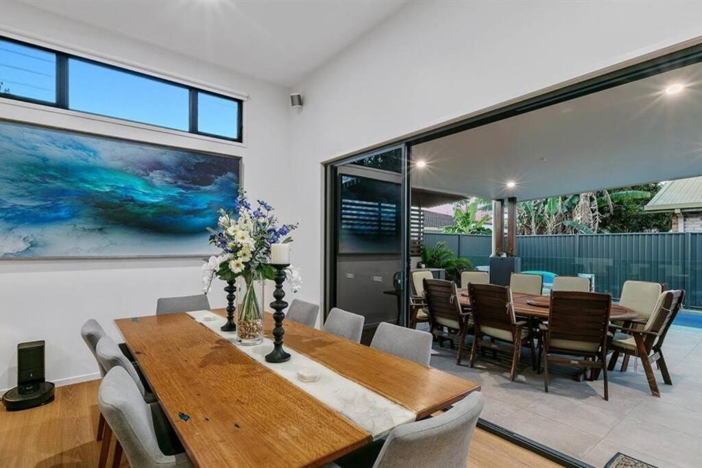Beachside Buddina Luxury Family House 5 Bedrooms 외부 사진